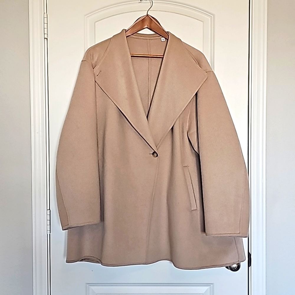 UNIQLO Wool Blend Short Coat